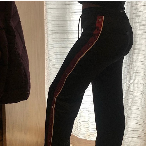 MANIÈRE DE VOIR satin track pants.💕 - Picture 2 of 3